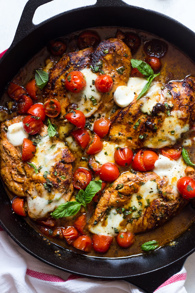 Balsamic Glazed One Pan Chicken: Easy Weeknight Solution